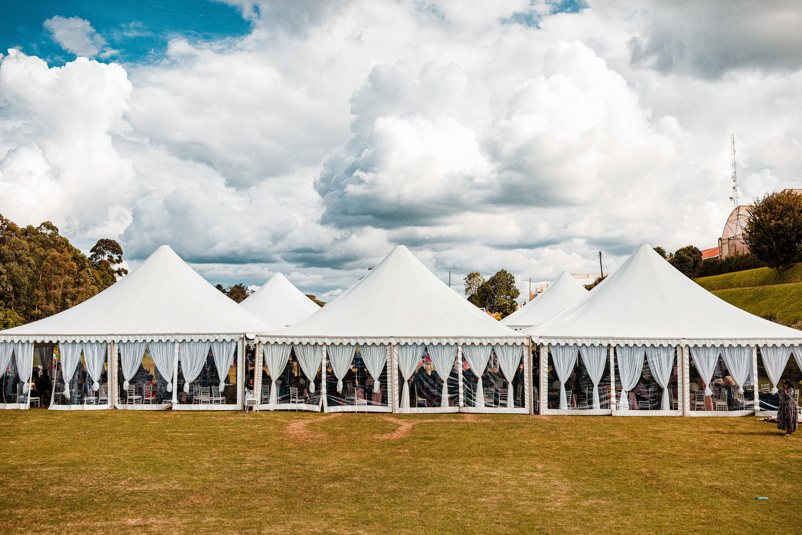 wedding-decoration-decor-floral-flowers-tents-styl-2025-03-11-14-09-39-utc (2)
